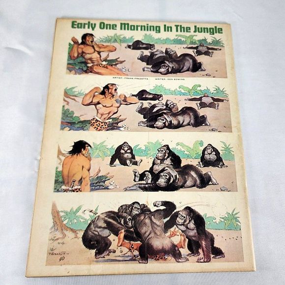 Mad Magazine Issue #106 October 1966 Alfred Skydiver EC Norman Mingo Cover Rare - Picture 2 of 6